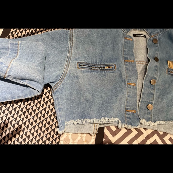 US army crop hem denim jacket. Size S - Picture 3 of 6